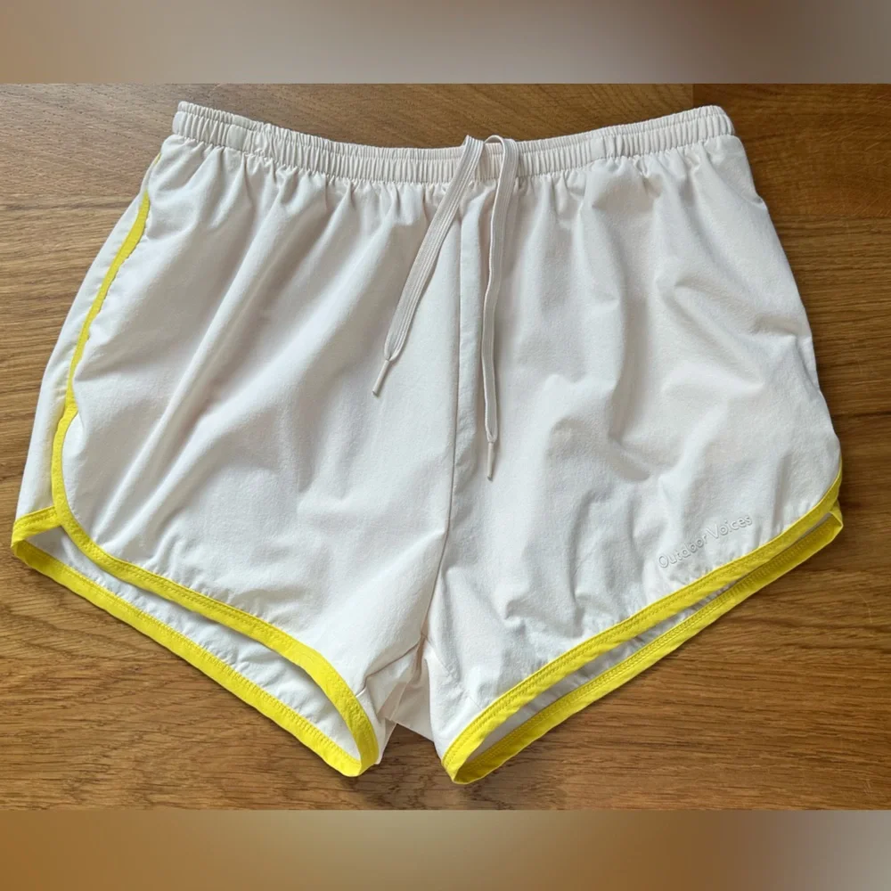 Outdoor Voices Lightspeed 2.5” Pace Short